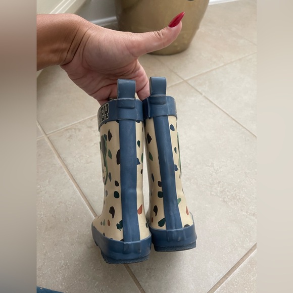 Disney Mickey Toddler rain boots size 9 - Picture 4 of 10